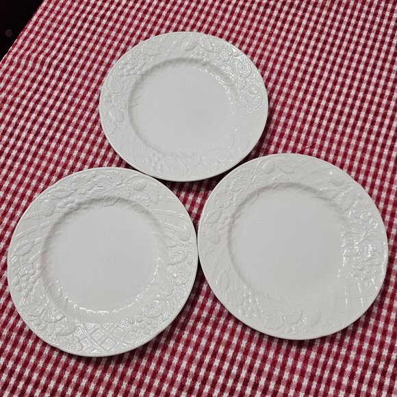 3 Mikasa English Countryside Salad Plate 8.5" white floral grapes basketweave vt - Picture 1 of 8